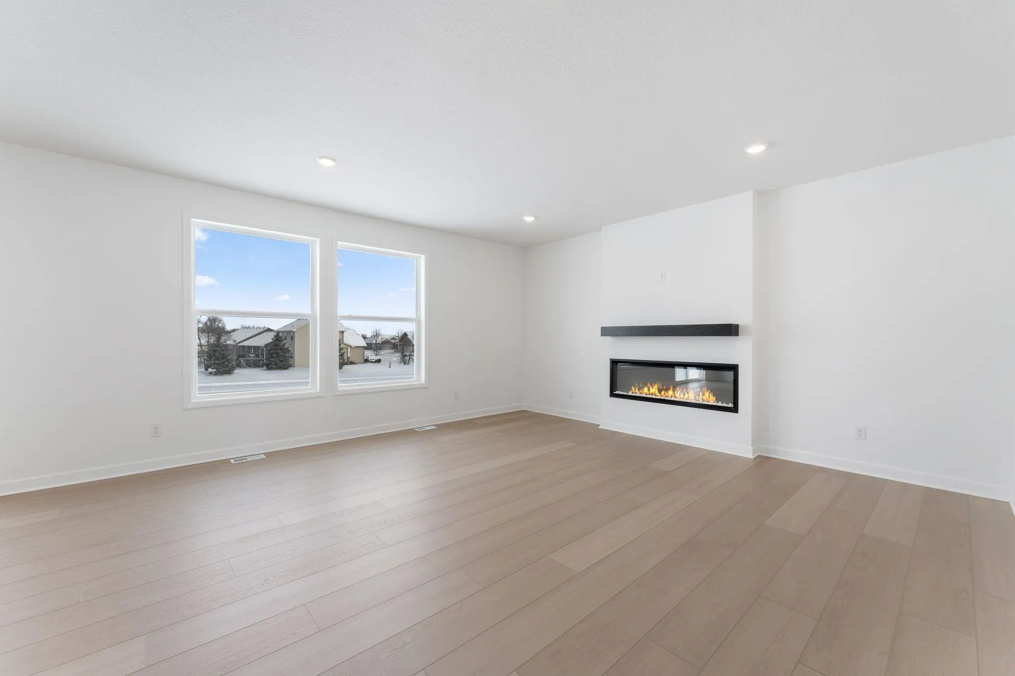Photo 7 of 5015 87th Ne Street