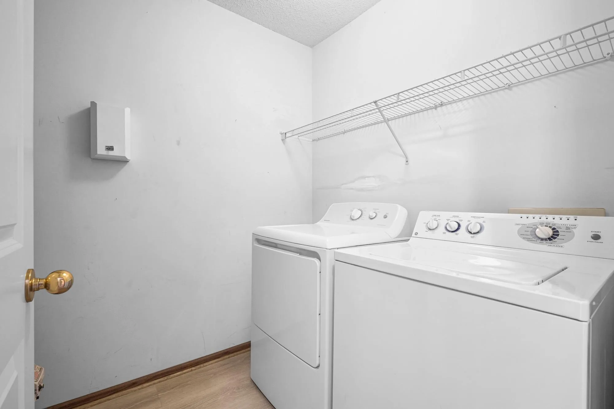 Photo 31 of 941 Newport Avenue