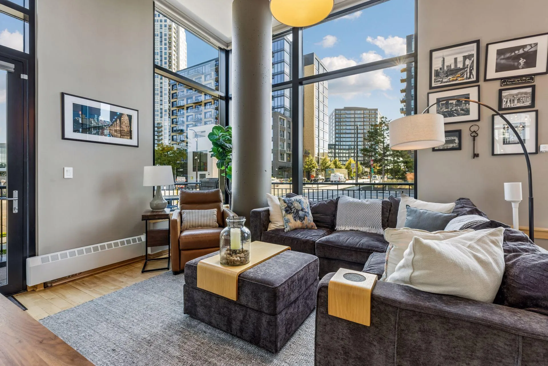 Photo 9 of 215 10th S Avenue Unit 102