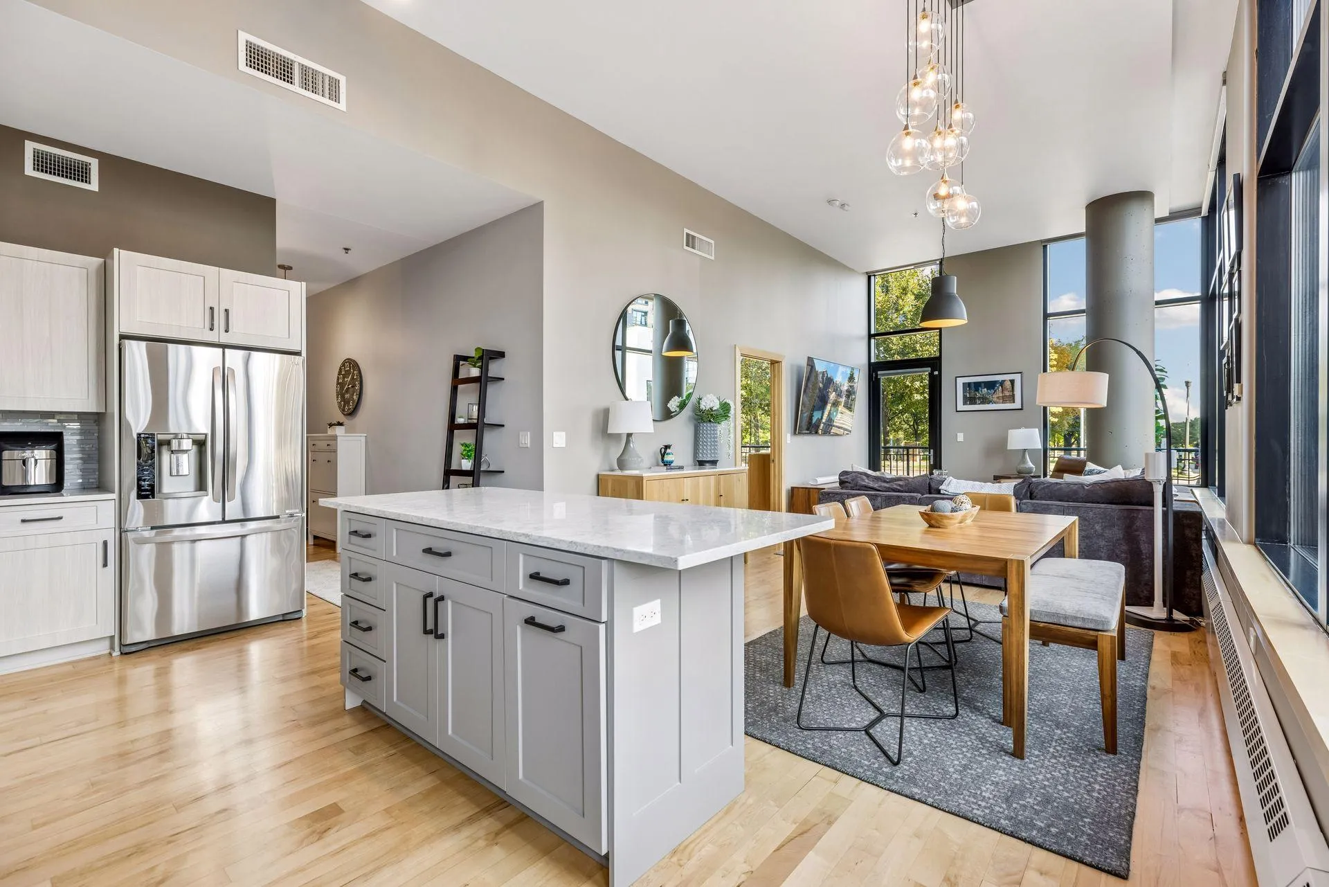 Photo 2 of 215 10th S Avenue Unit 102