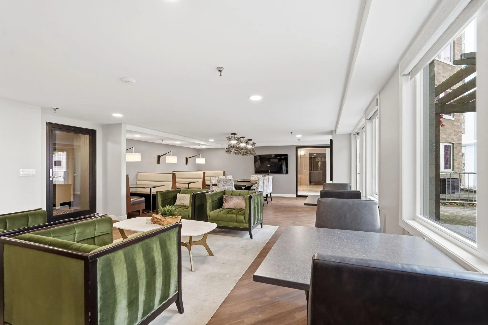 Photo 37 of 433 S 7th Street Unit 2113