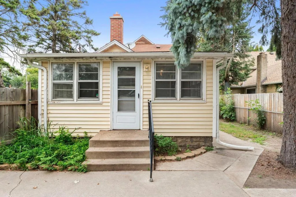 Photo 19 of 2174 8th Street