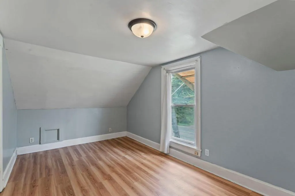 Photo 27 of 2174 8th Street