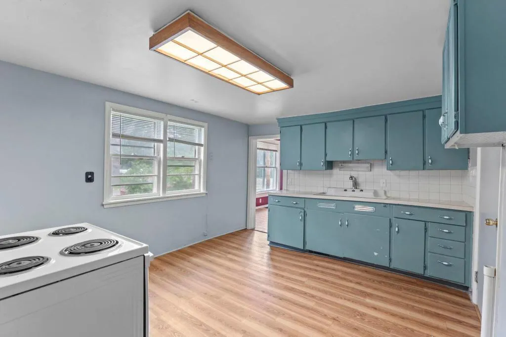 Photo 5 of 2174 8th Street