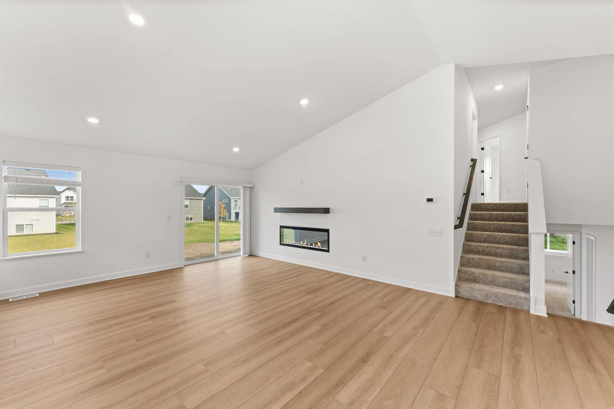 Photo 6 of 1905 Dogwood Court