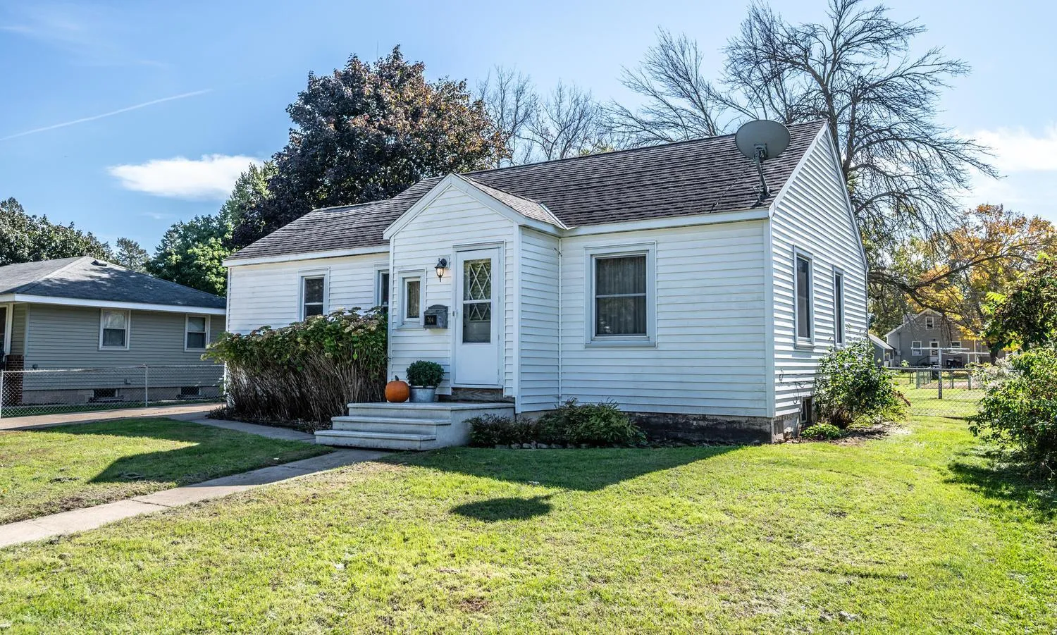 Photo 6 of 704 Elm Street