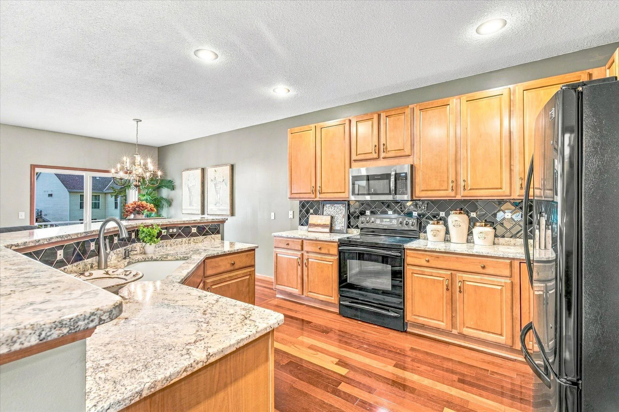 Photo 9 of 10801 Thone Road