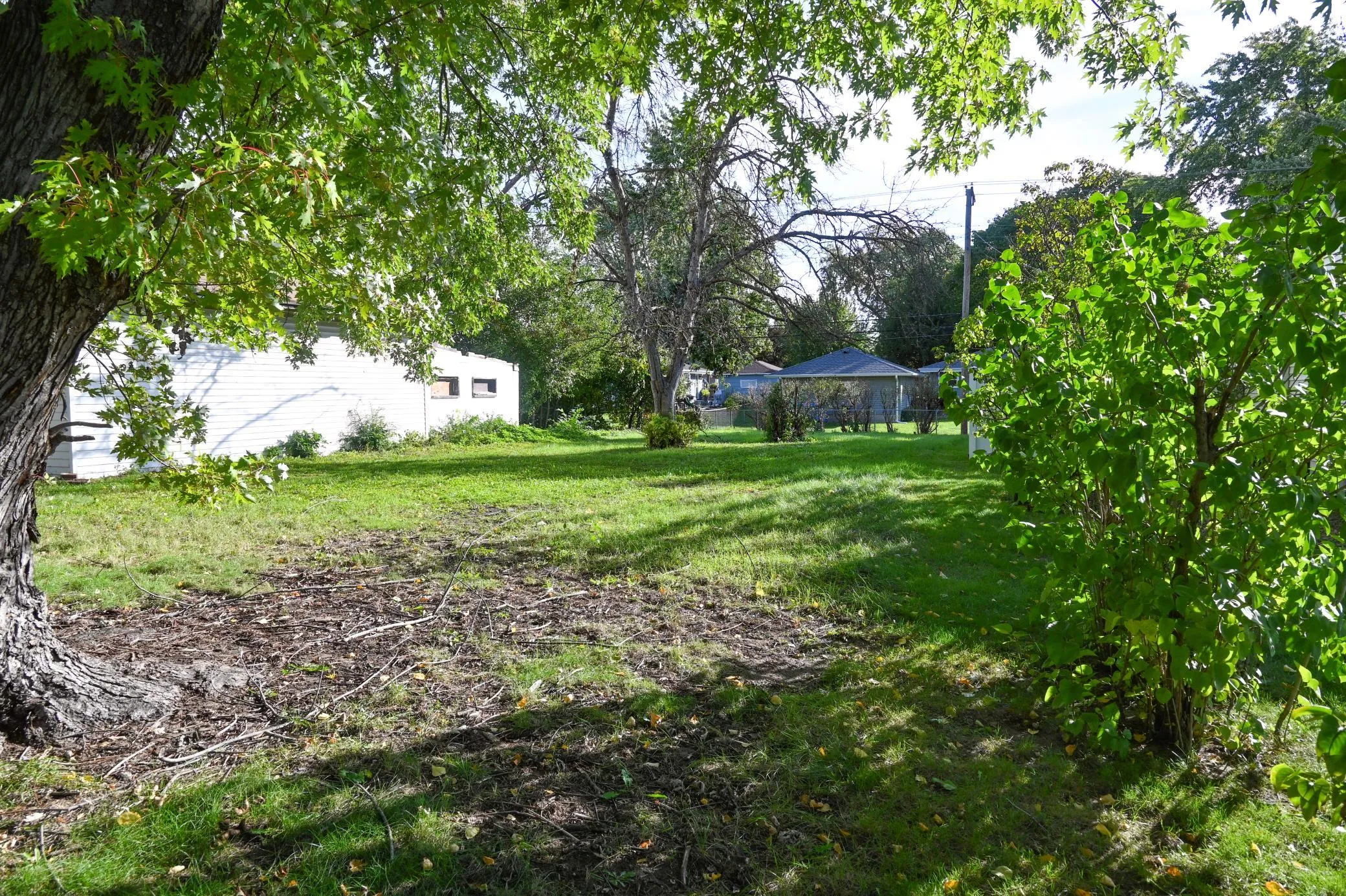 Photo 12 of 9211 Columbus S Avenue