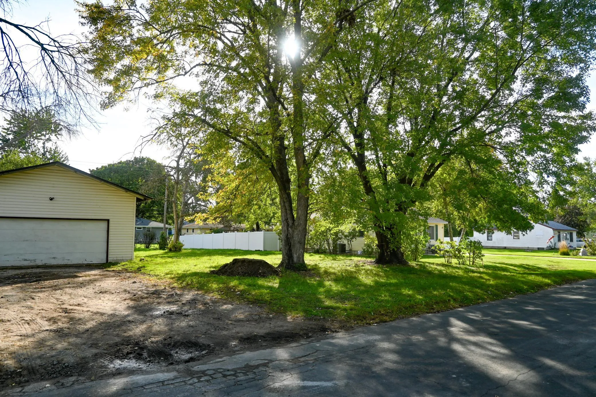 Photo 15 of 9211 Columbus S Avenue