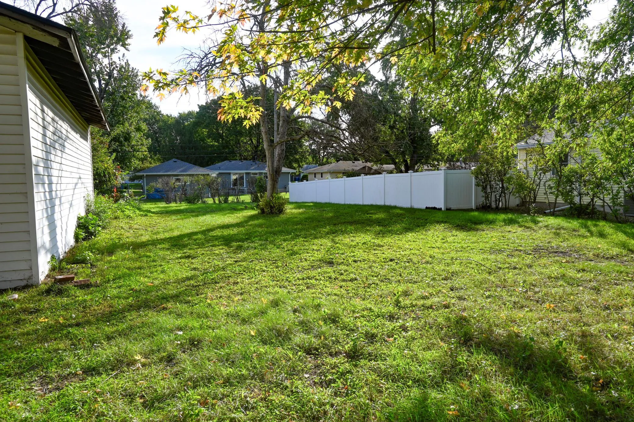 Photo 8 of 9211 Columbus S Avenue