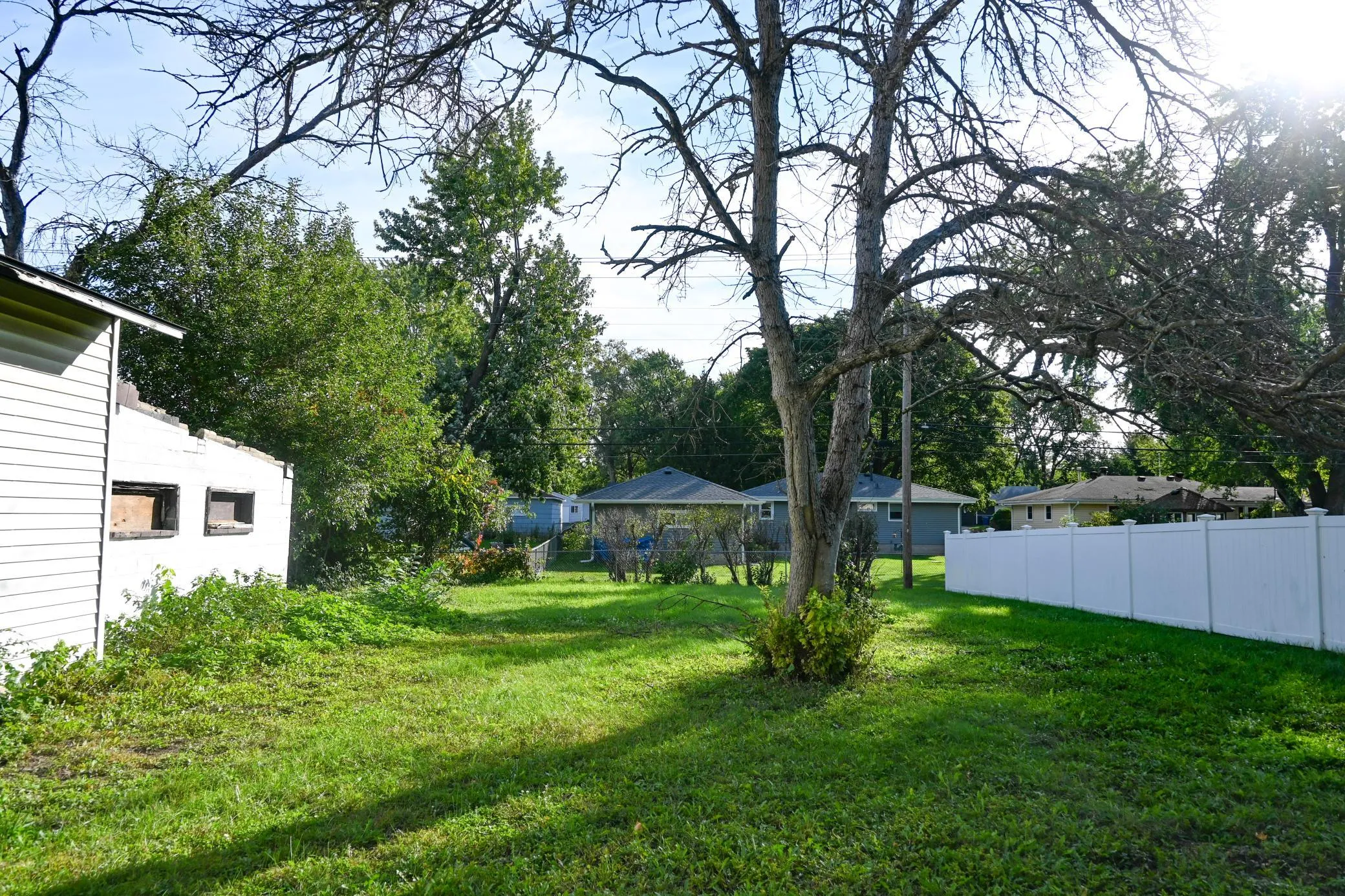 Photo 9 of 9211 Columbus S Avenue