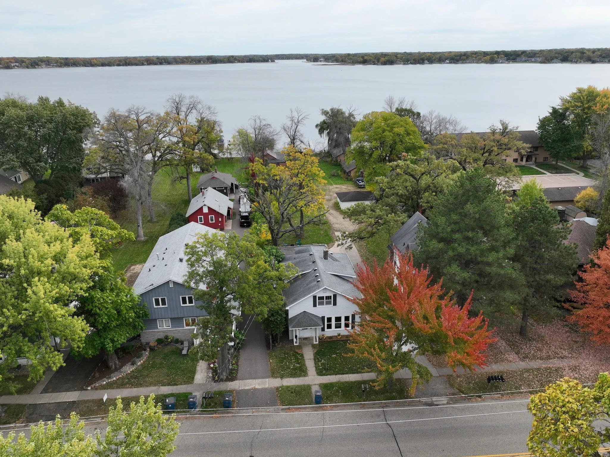 Photo 4 of 467 N Shore Drive