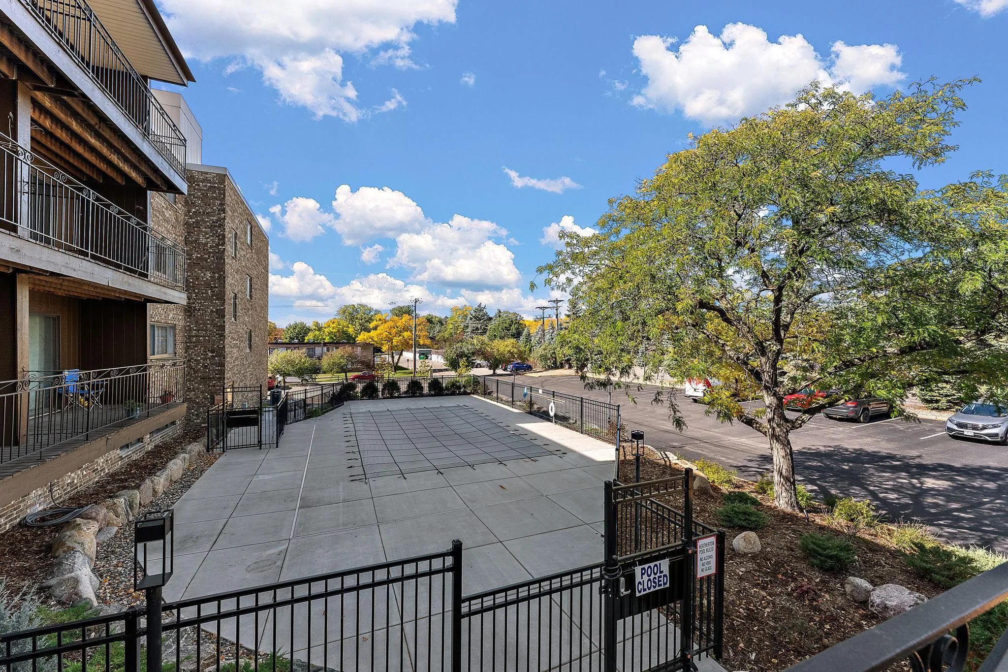Photo 22 of 4100 Parklawn Avenue Unit 318
