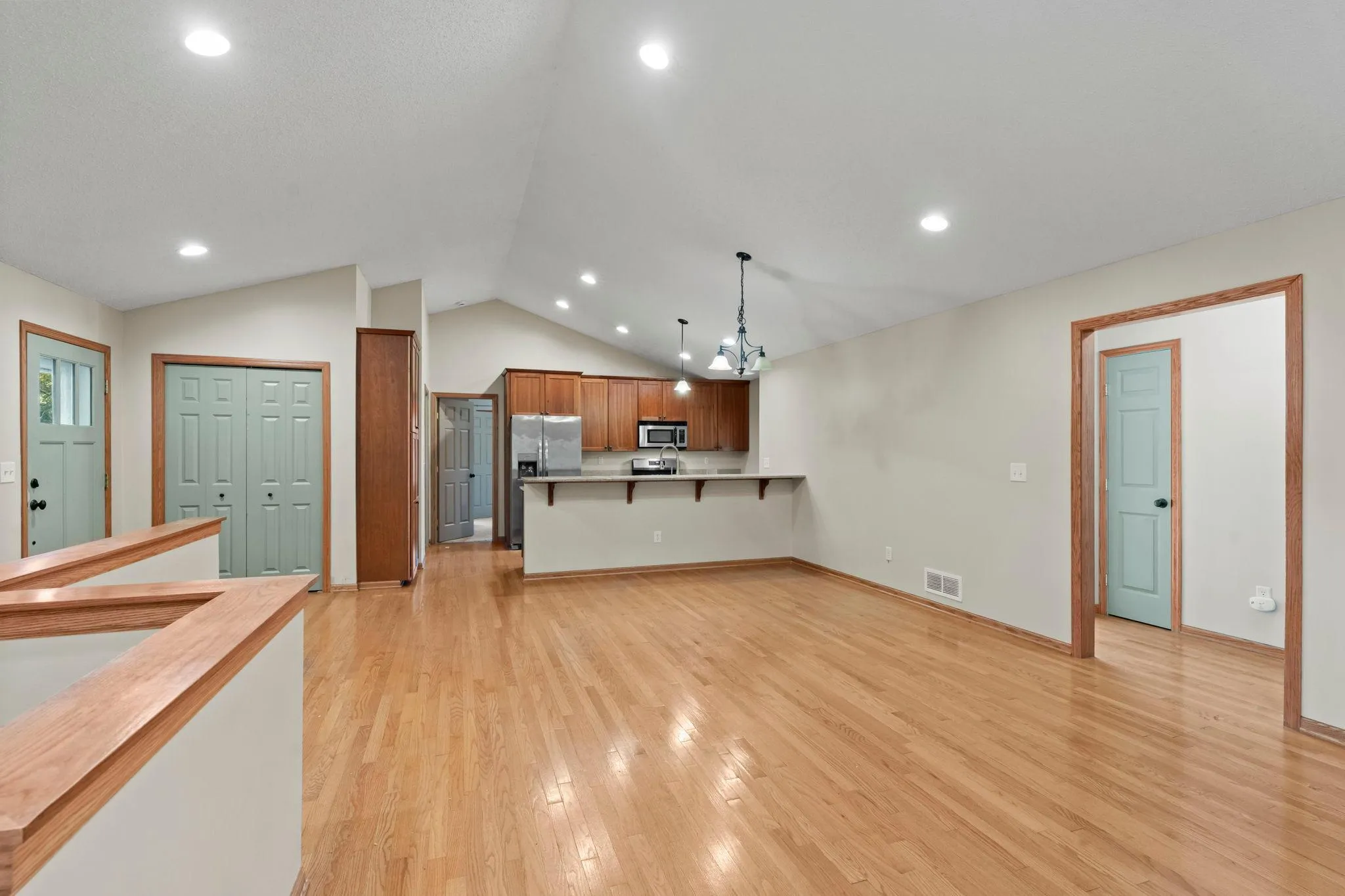 Photo 12 of 1158 Summit Avenue