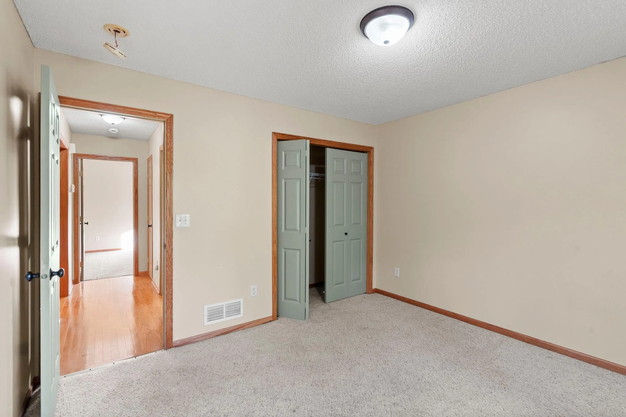 Photo 24 of 1158 Summit Avenue