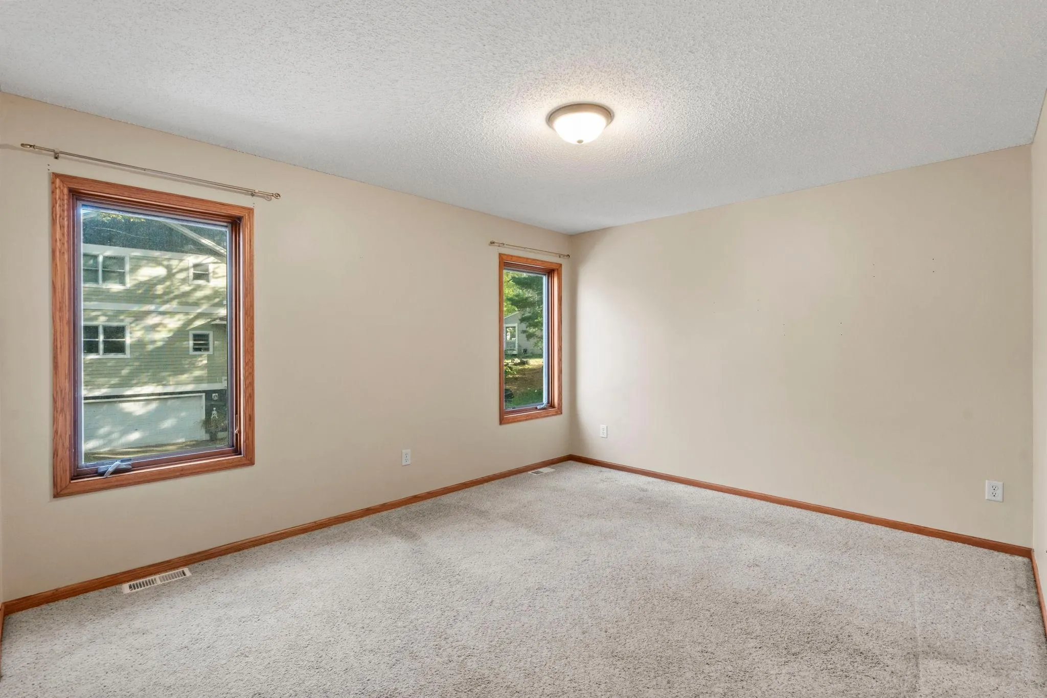 Photo 18 of 1158 Summit Avenue