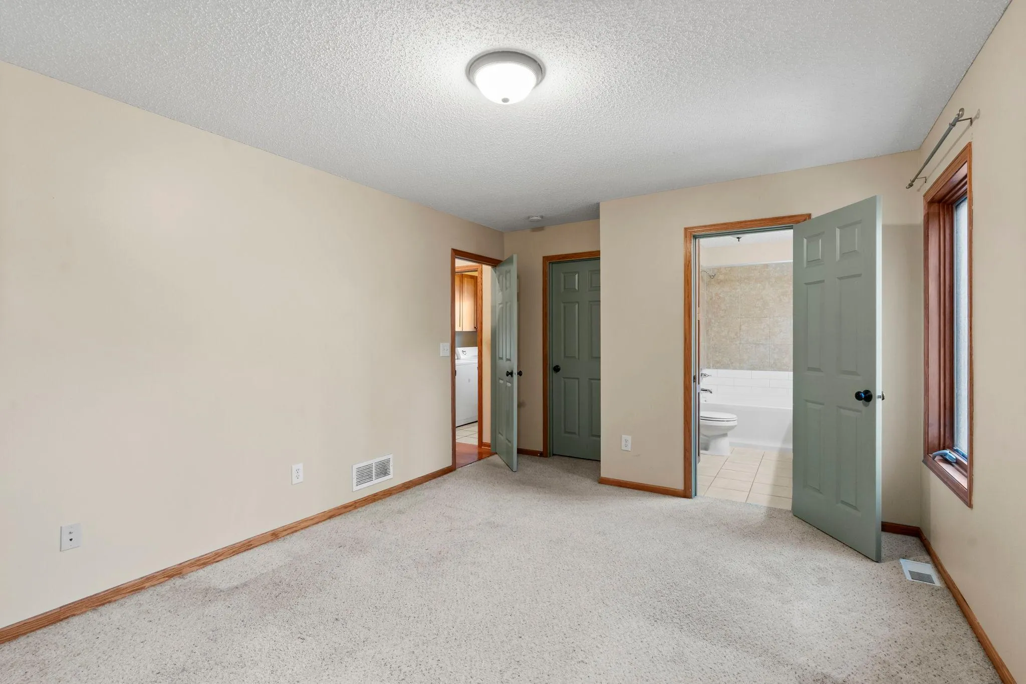 Photo 19 of 1158 Summit Avenue