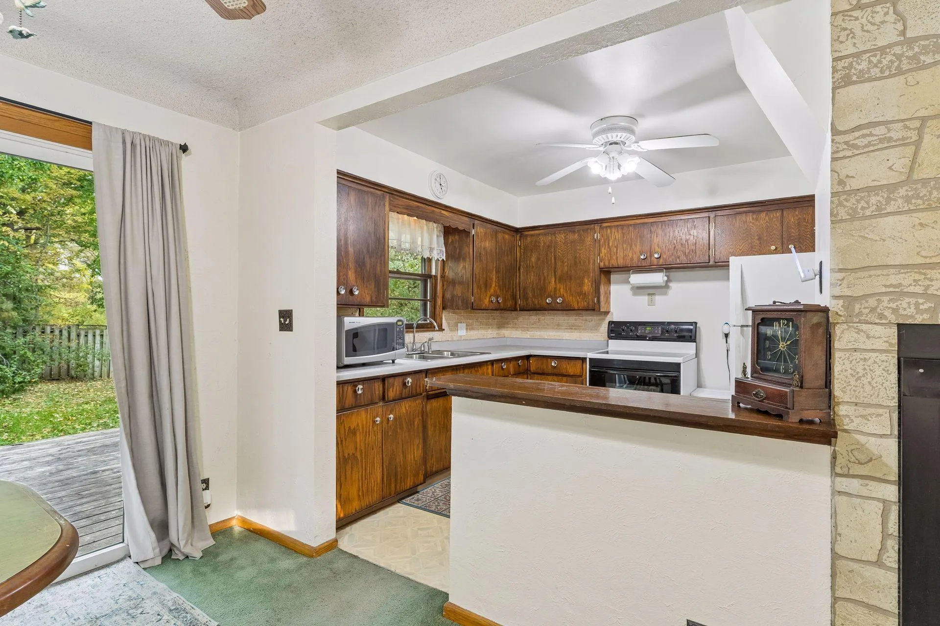 Photo 9 of 740 17th N Avenue