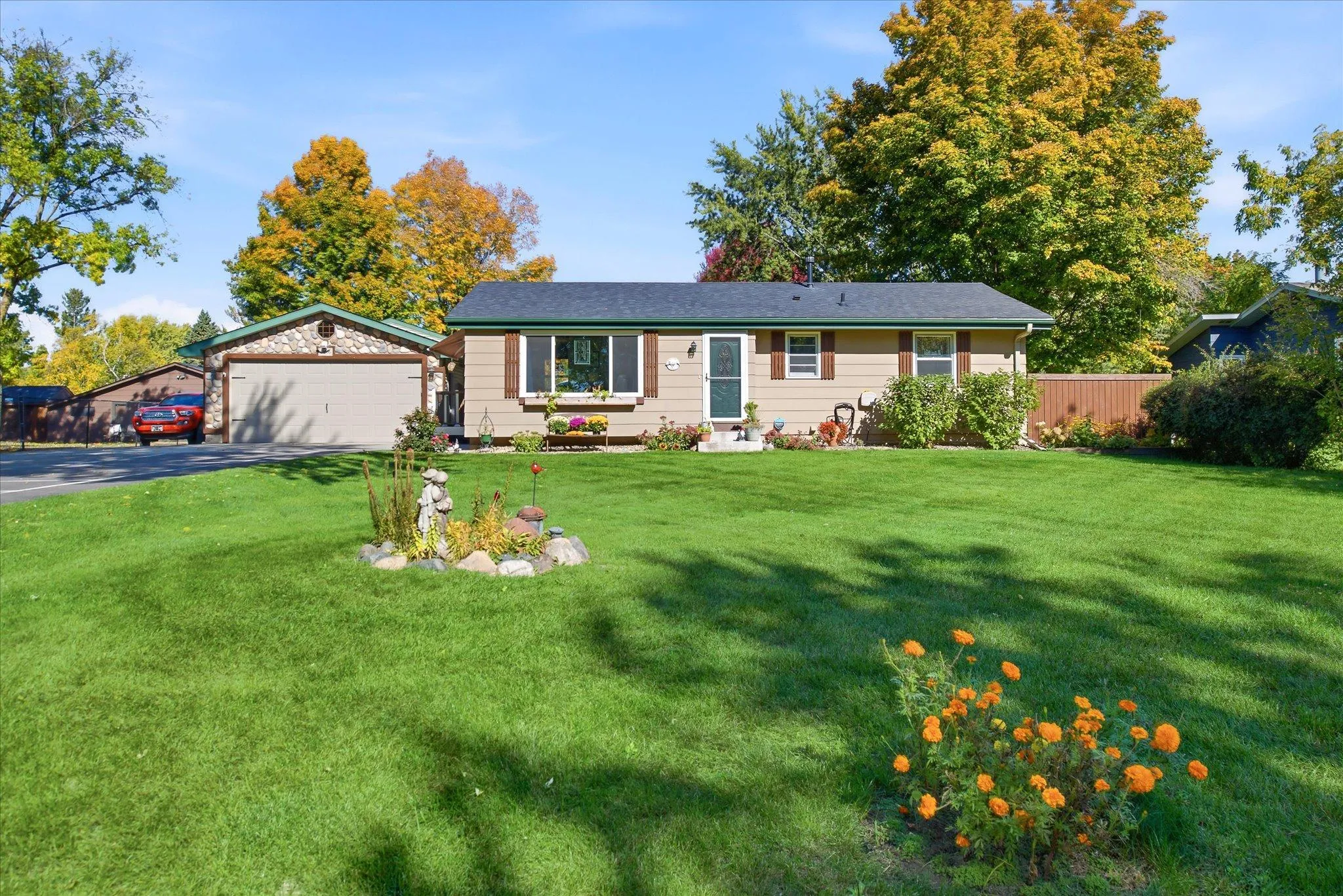 Photo 4 of 6816 Casey Parkway