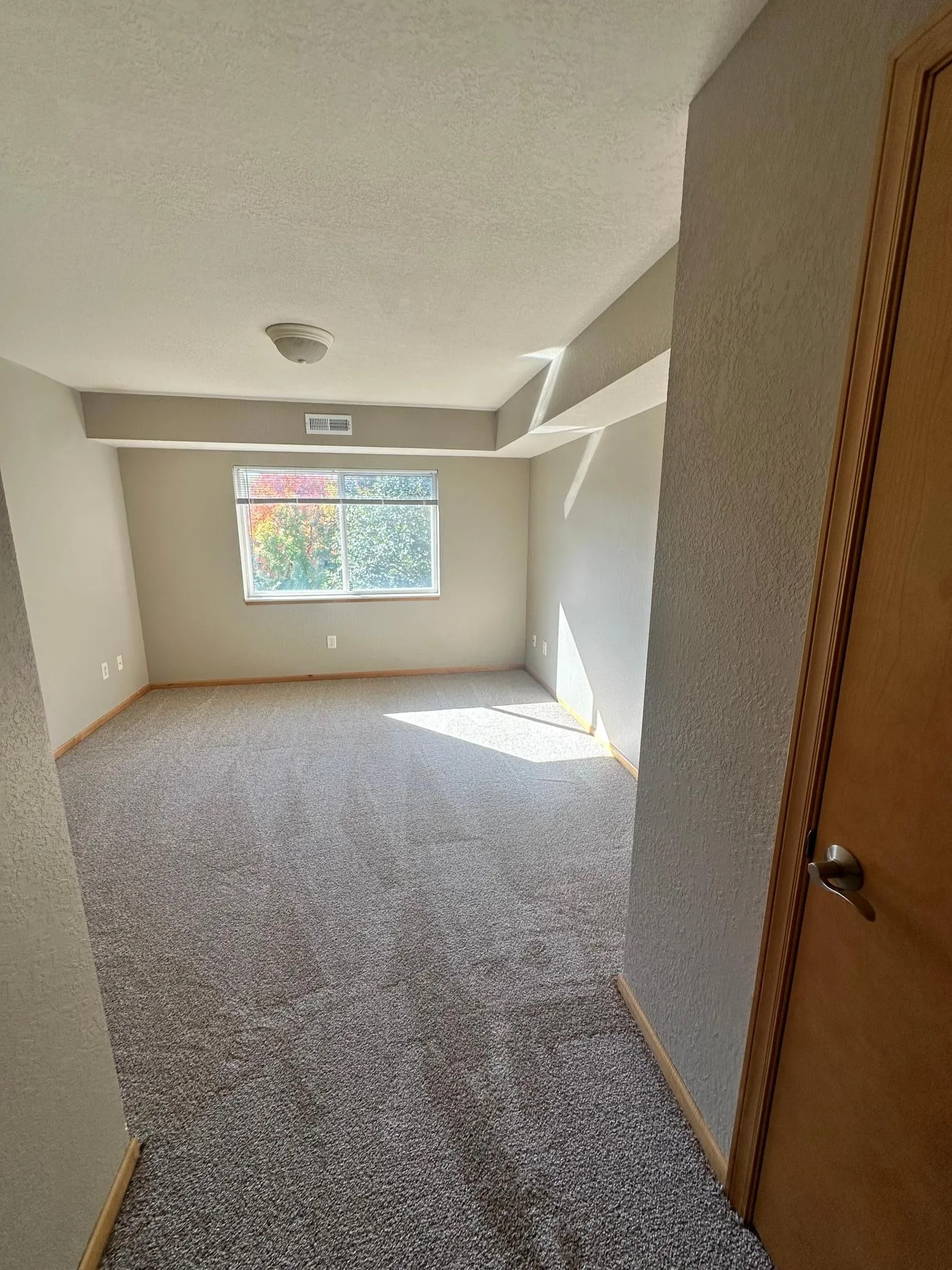 Photo 16 of 16520 Tranquility Se Court
