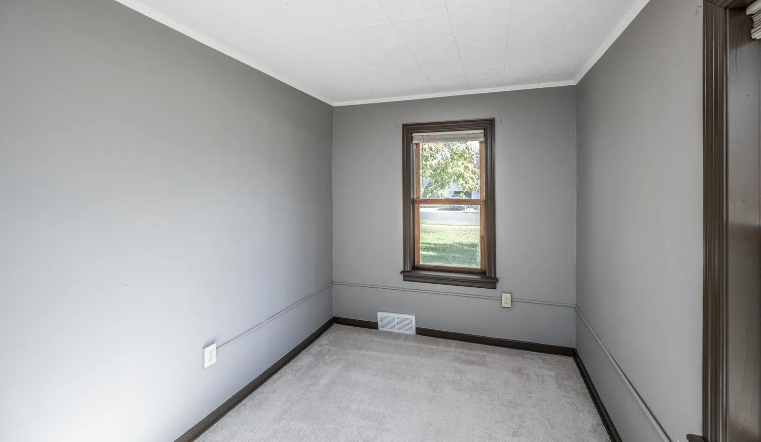 Photo 20 of 420 1st Street