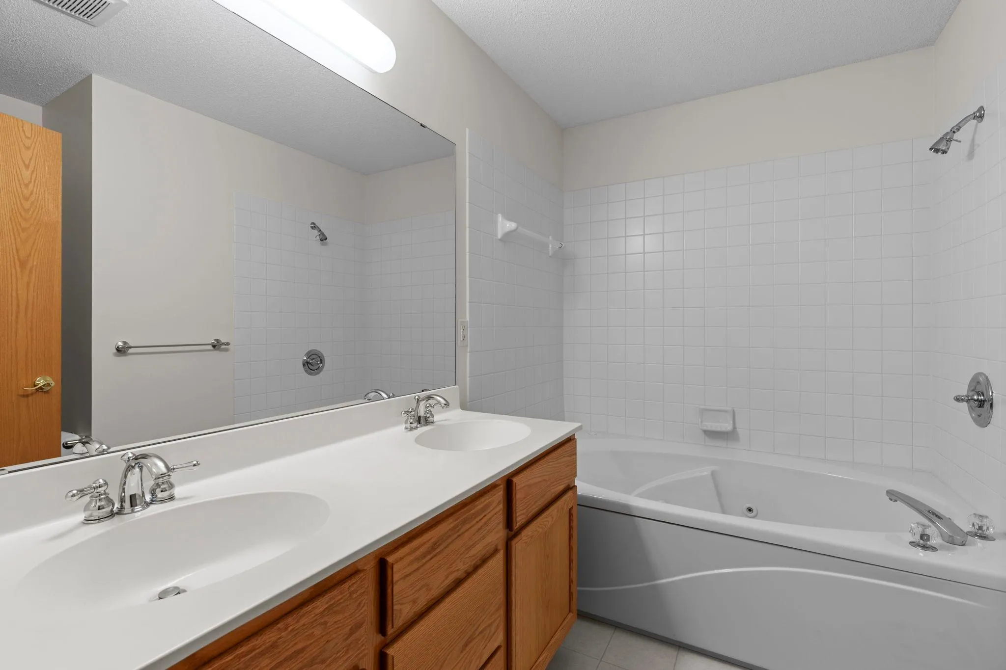 Photo 13 of 816 24th Ne Avenue