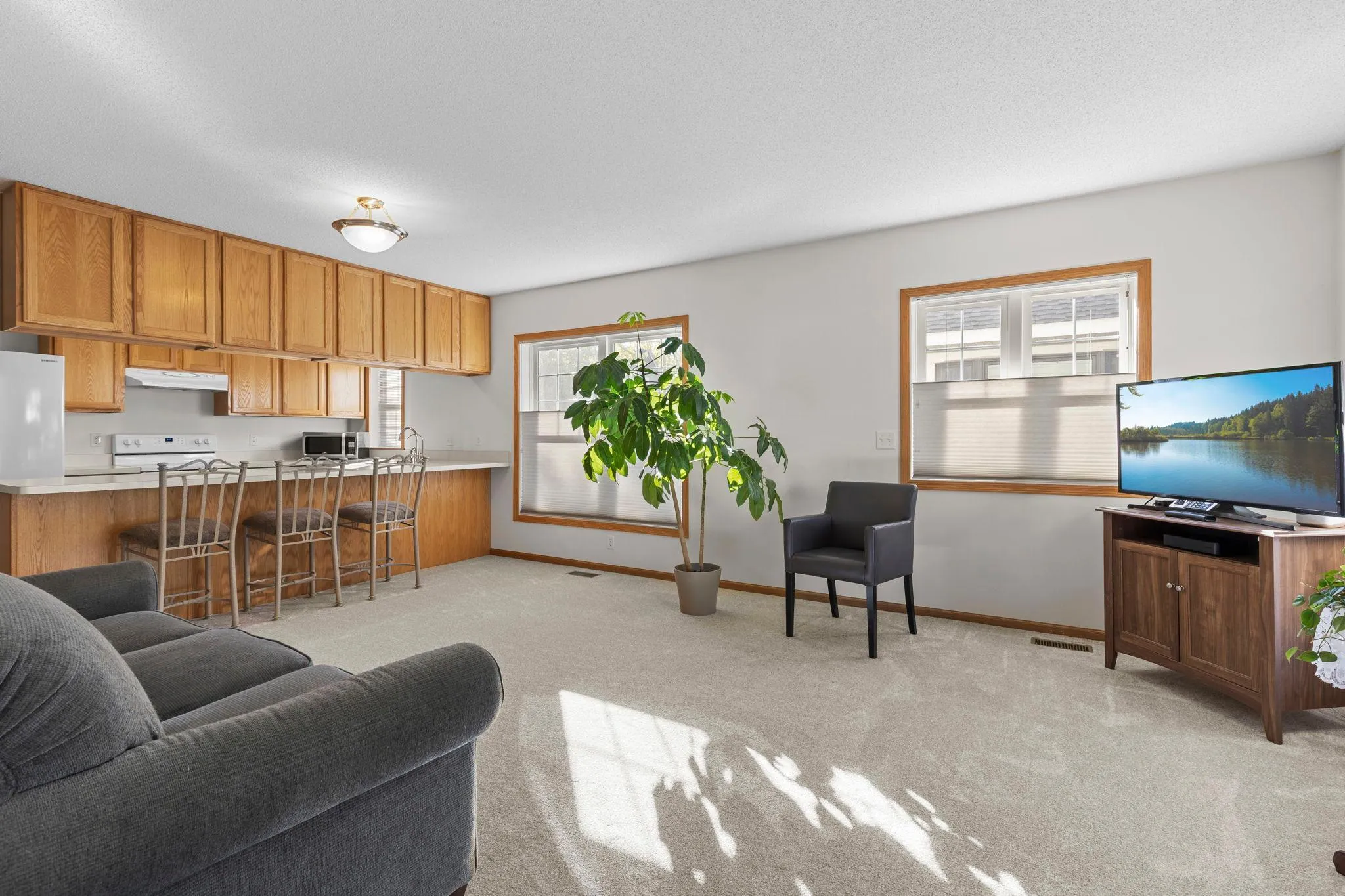 Photo 4 of 816 24th Ne Avenue