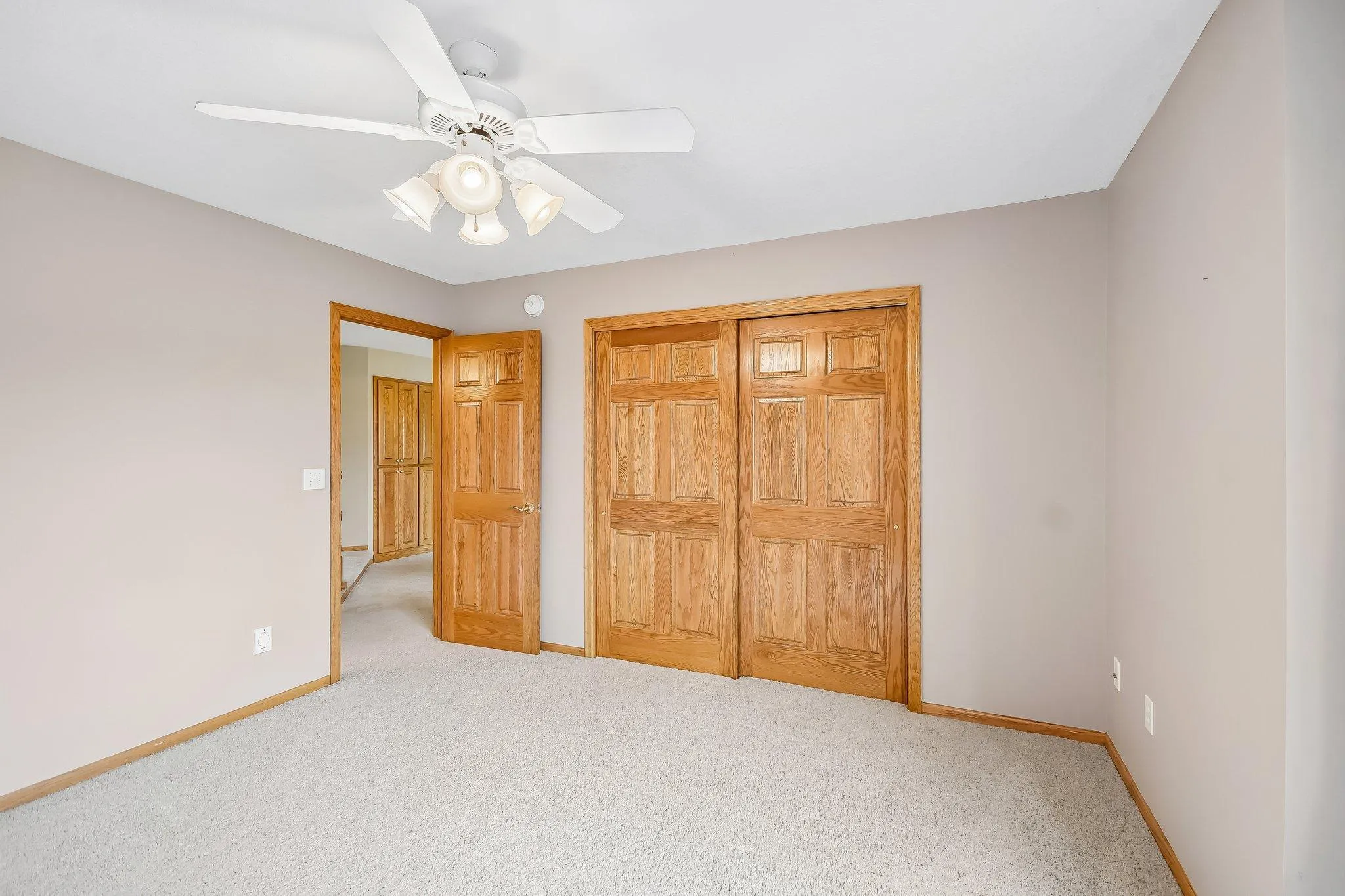 Photo 34 of 15221 Oneida Nw Street