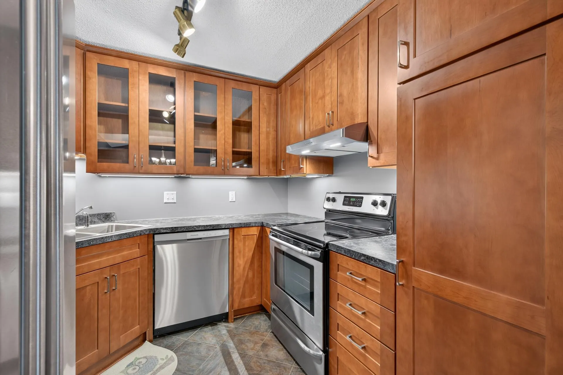 Photo 8 of 300 Shelard Parkway Unit 307