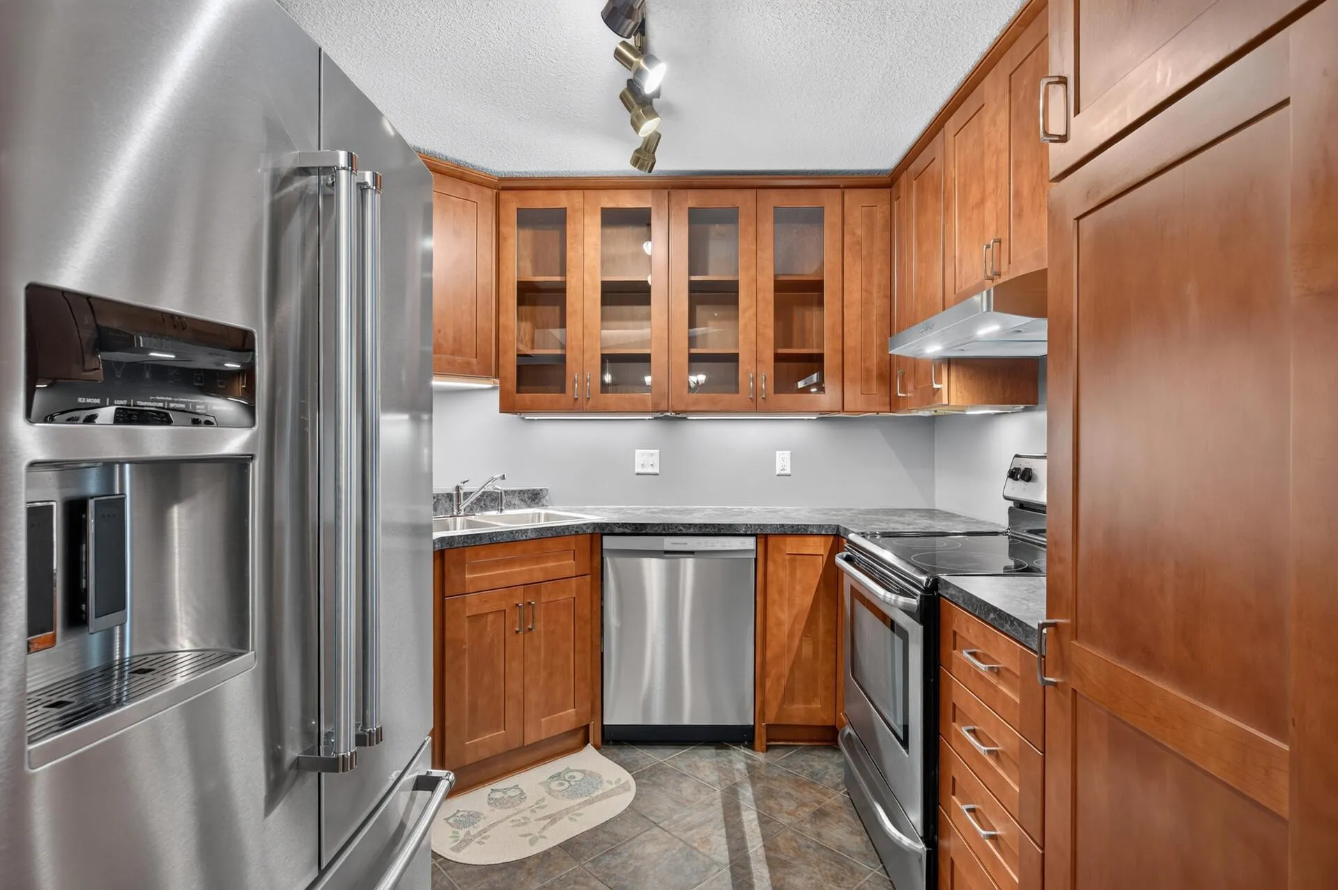 Photo 9 of 300 Shelard Parkway Unit 307