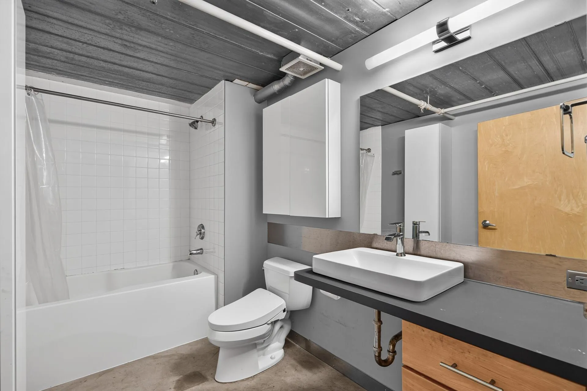 Photo 19 of 250 Park Avenue Unit 215