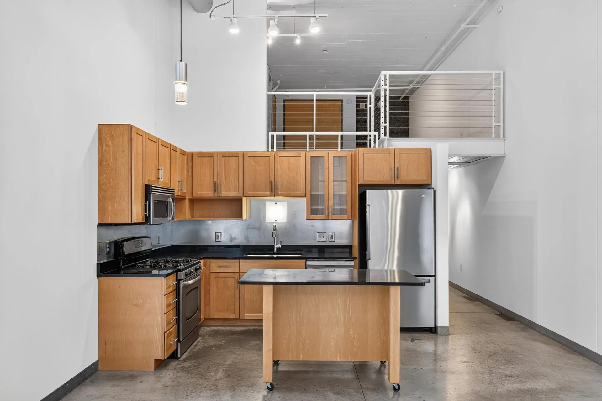 Photo 5 of 250 Park Avenue Unit 215