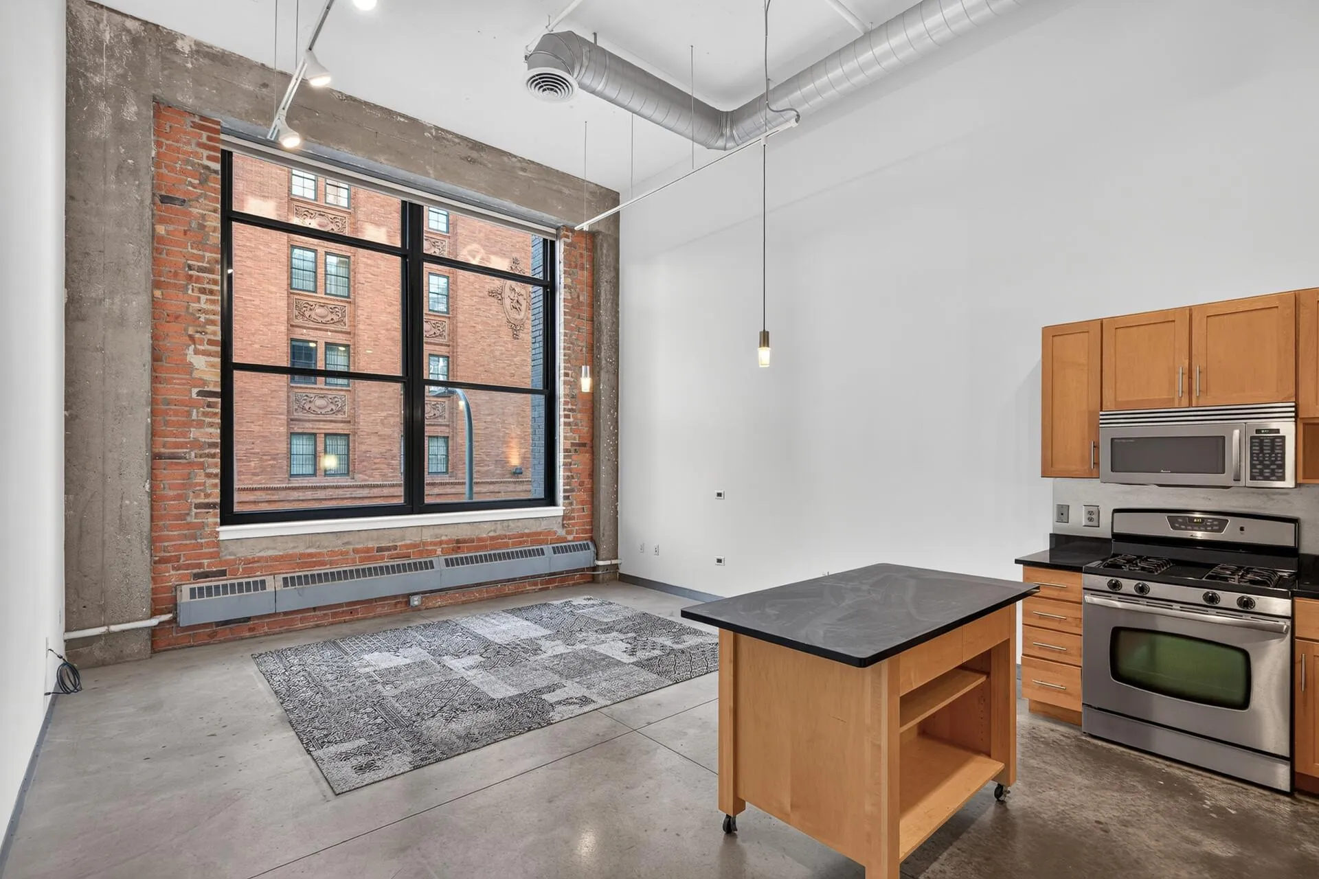 Photo 10 of 250 Park Avenue Unit 215