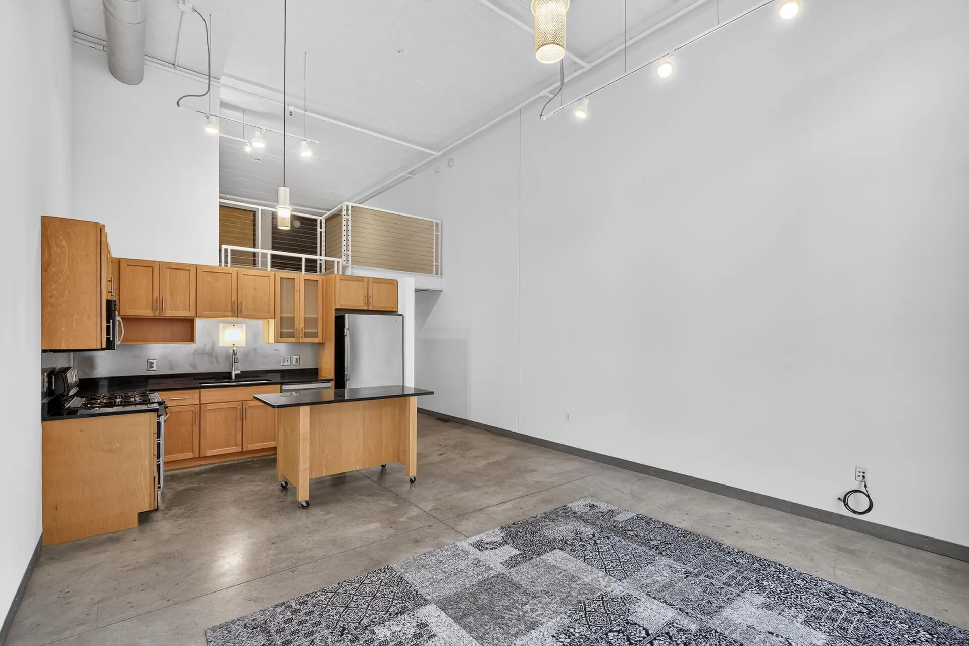 Photo 12 of 250 Park Avenue Unit 215