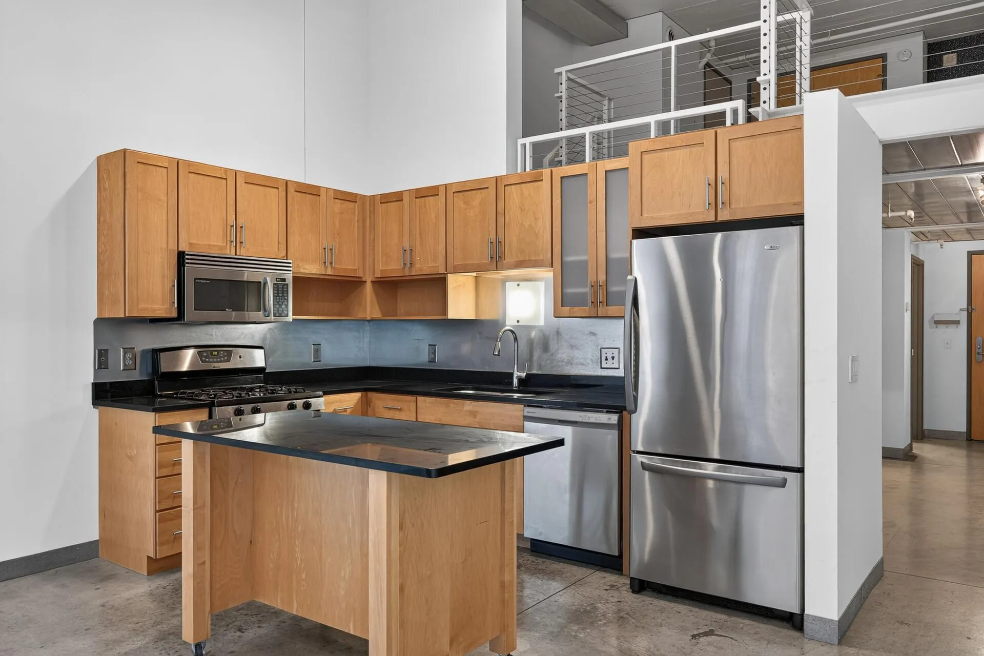 Photo 4 of 250 Park Avenue Unit 215