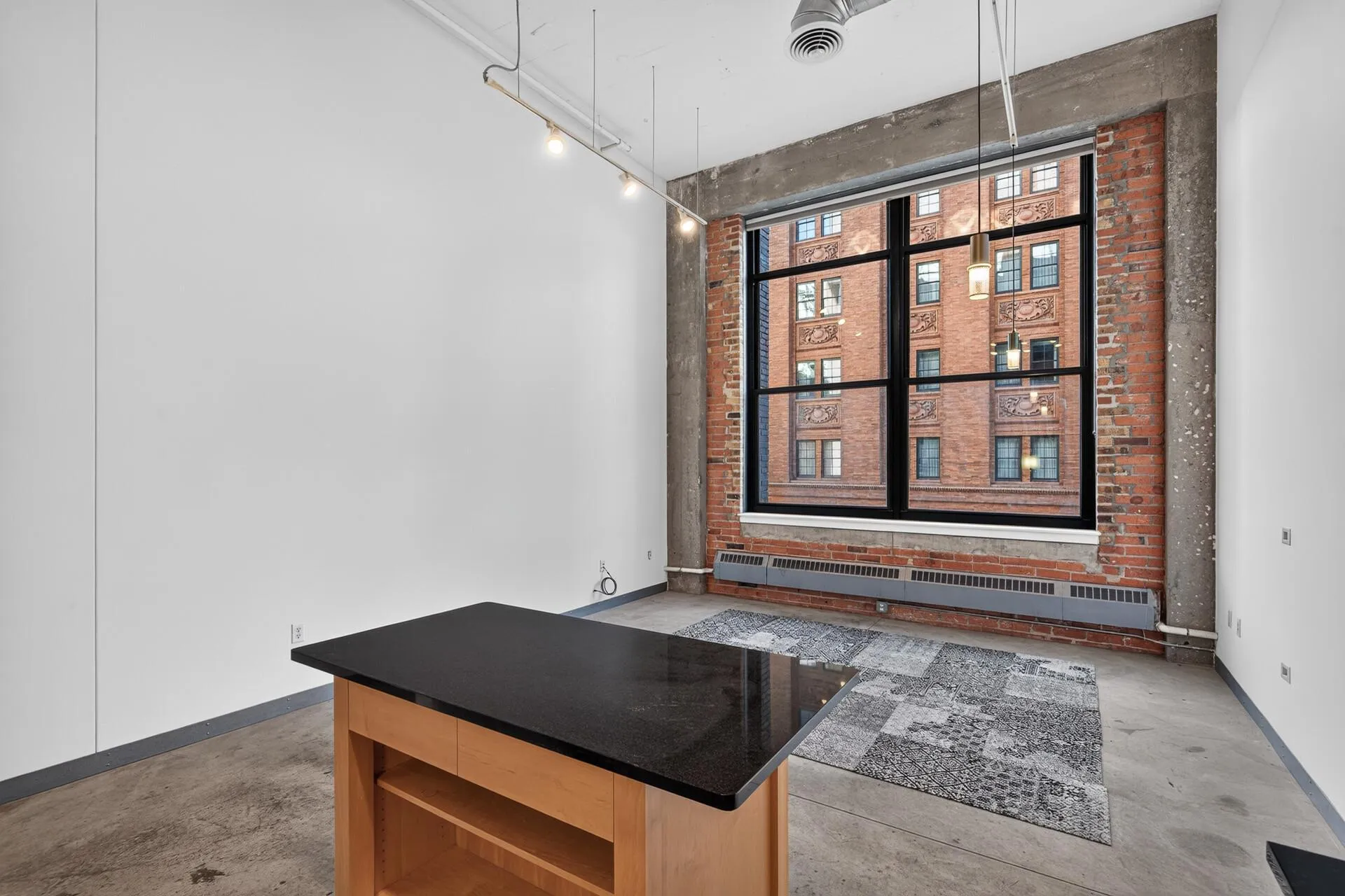 Photo 13 of 250 Park Avenue Unit 215