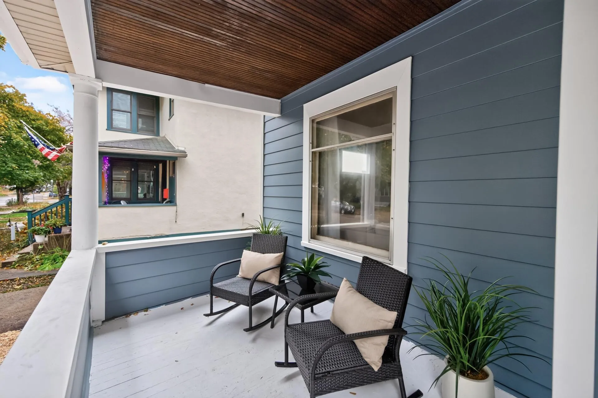 Photo 9 of 1650 Hague Avenue