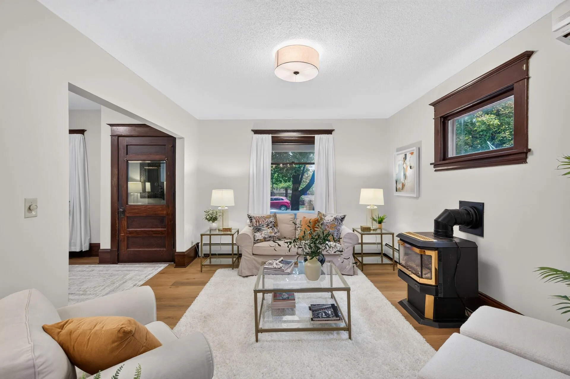 Photo 18 of 1650 Hague Avenue