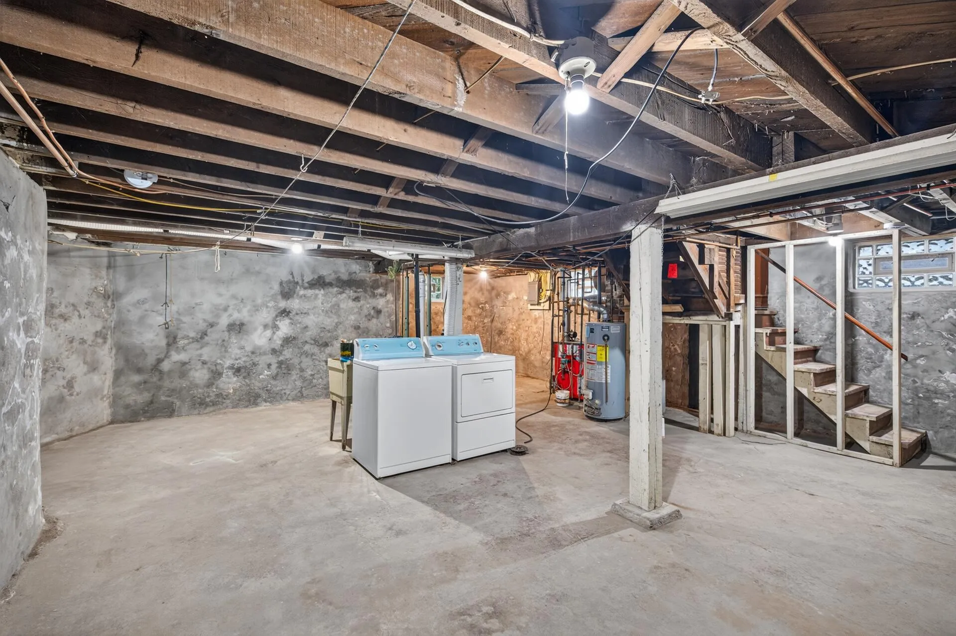 Photo 31 of 1650 Hague Avenue