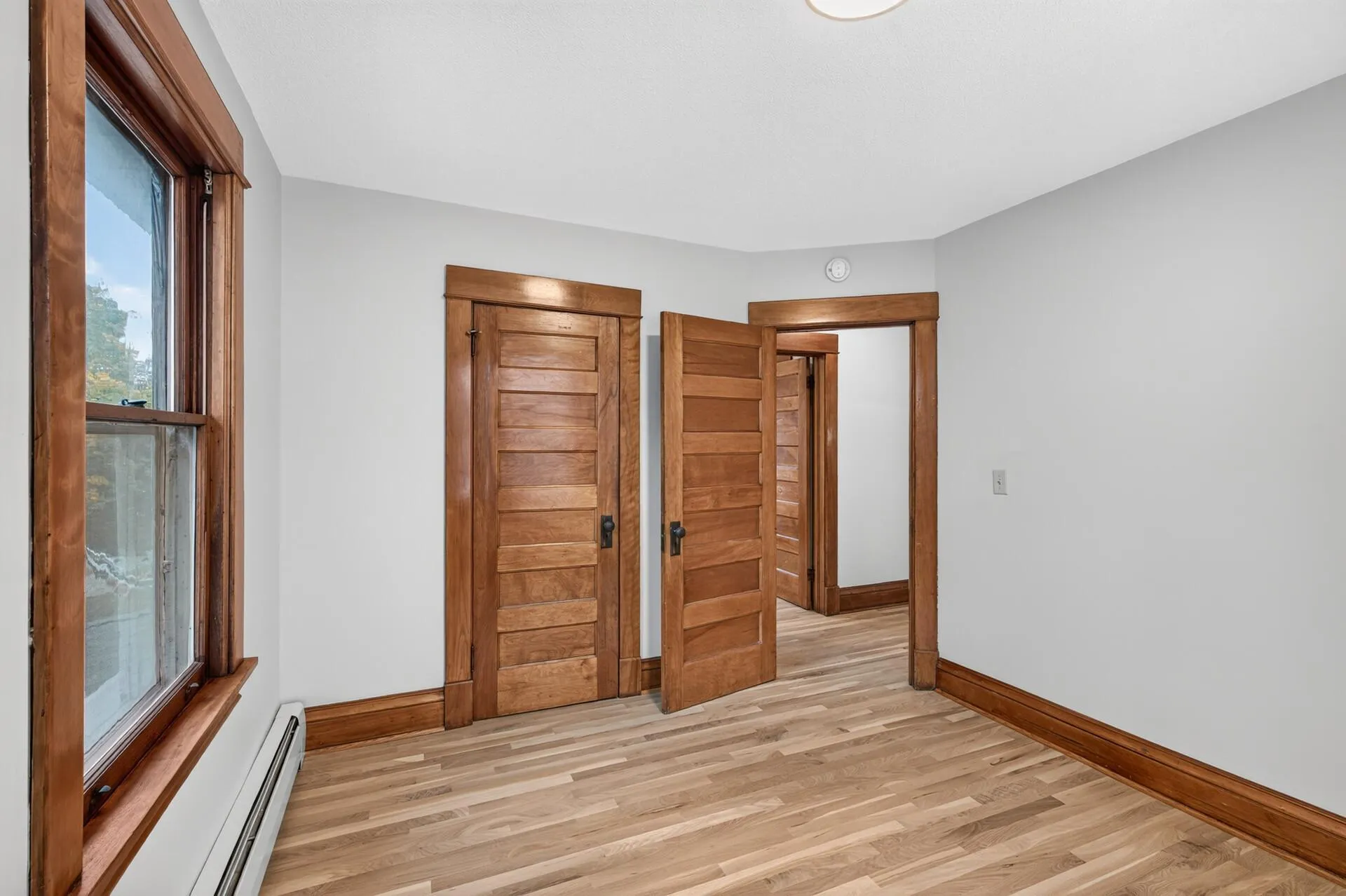 Photo 22 of 1650 Hague Avenue