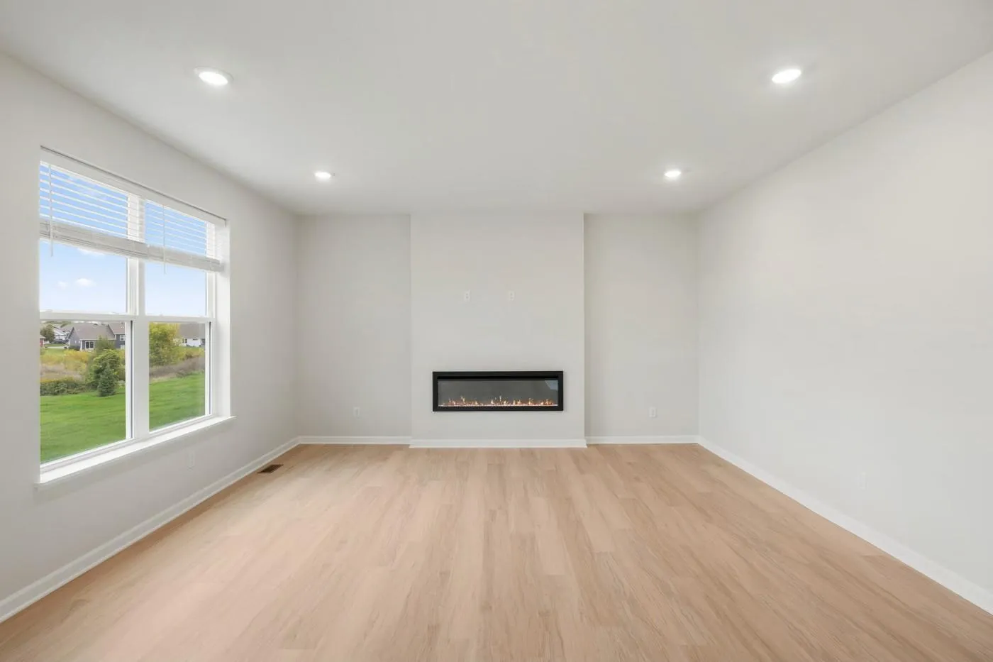 Photo 12 of 15794 73rd Ne Court