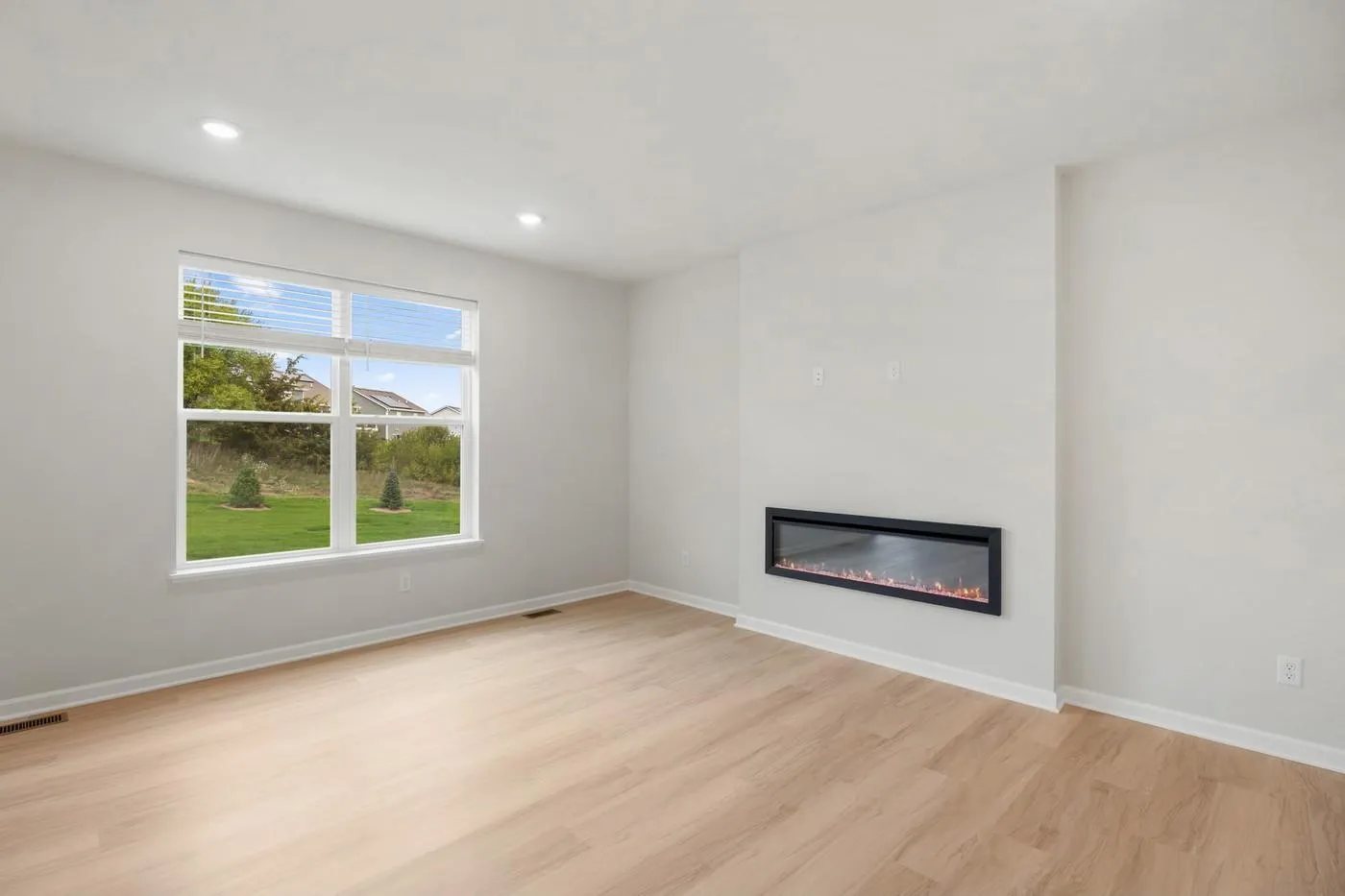 Photo 11 of 15794 73rd Ne Court