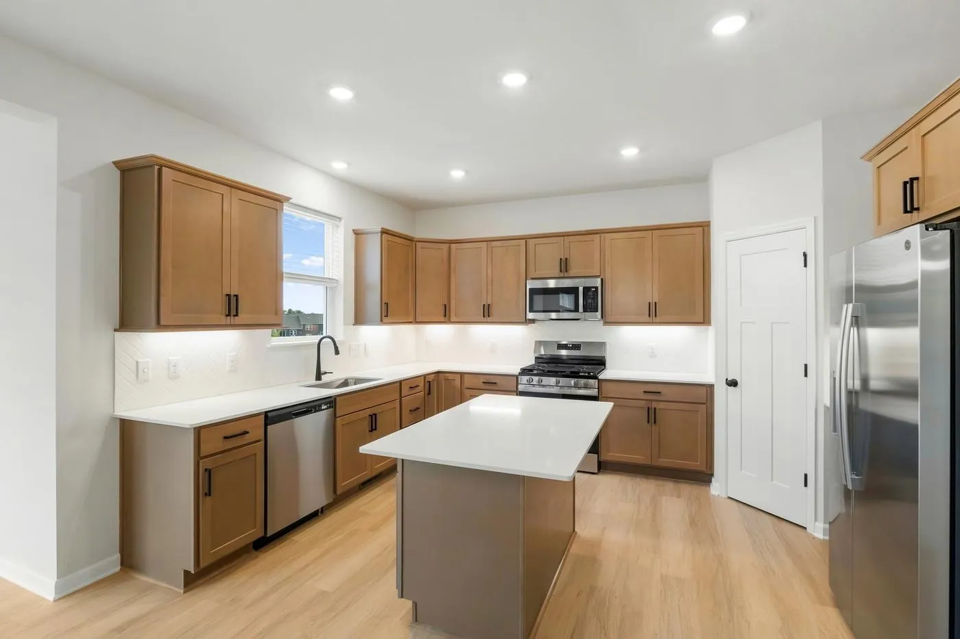 Photo 9 of 15802 73rd Ne Court