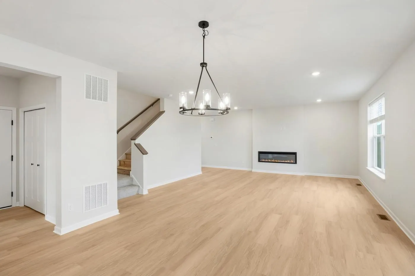 Photo 7 of 15802 73rd Ne Court
