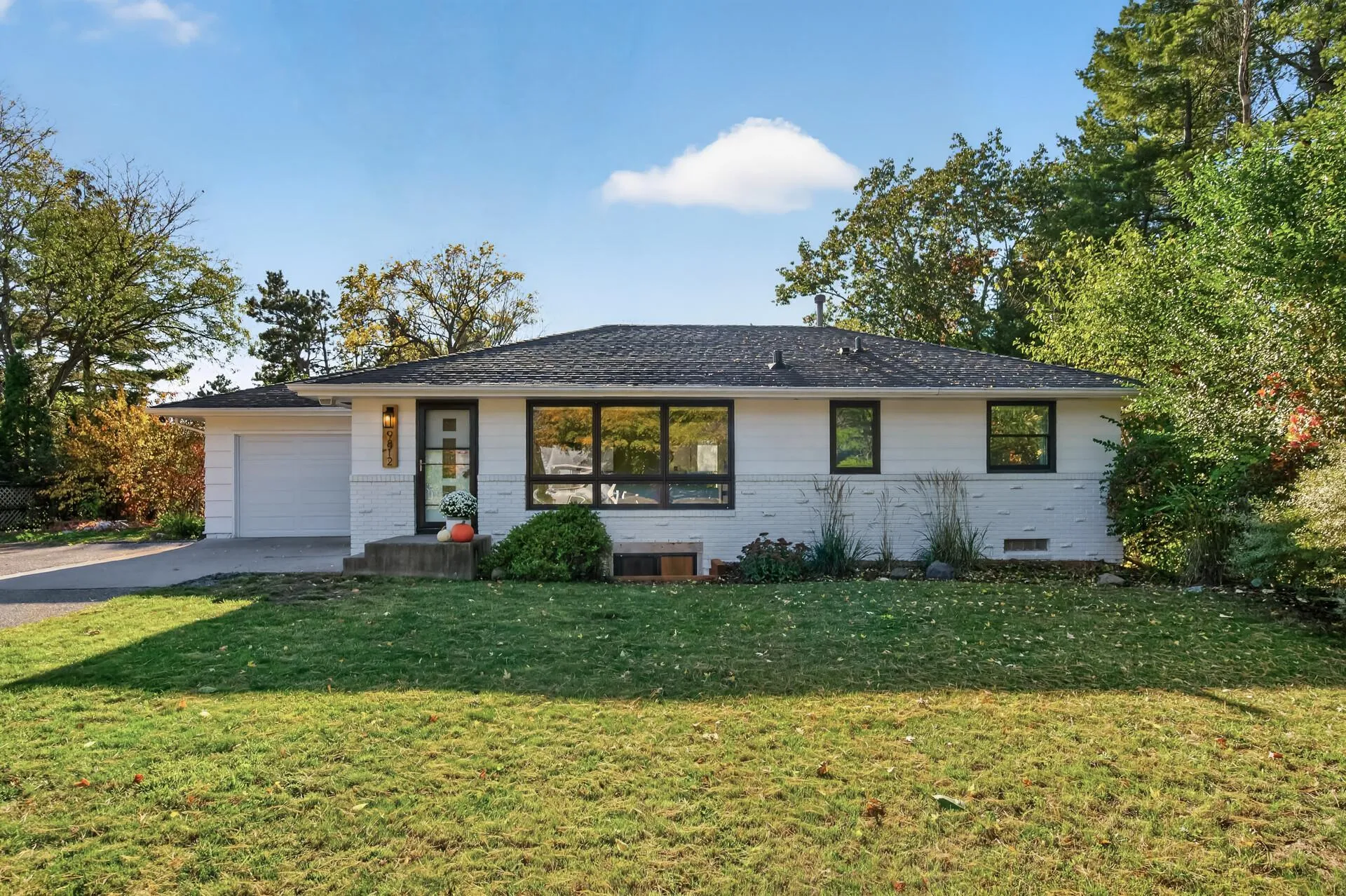Photo 48 of 9812 Dellridge Road