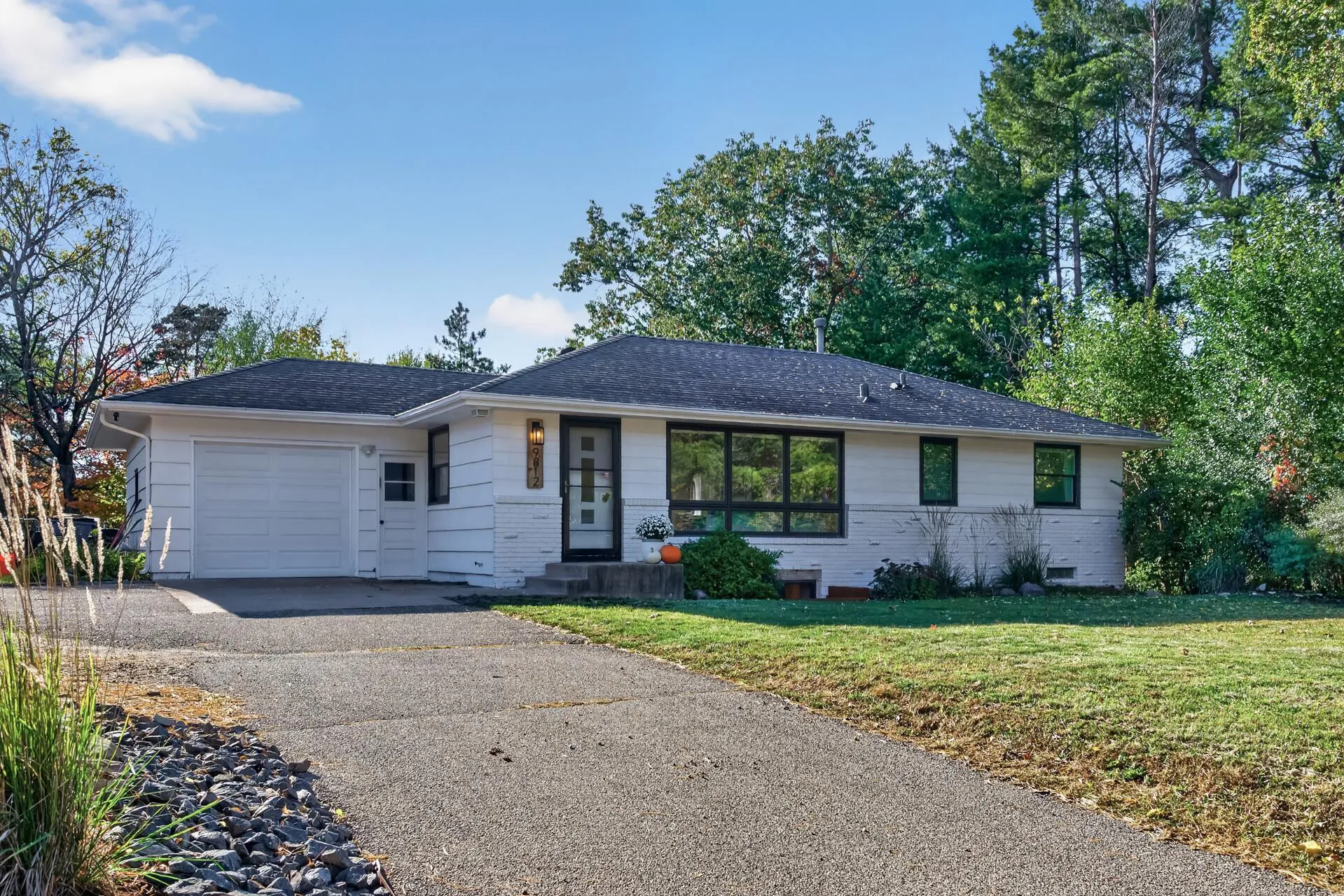 Photo 49 of 9812 Dellridge Road
