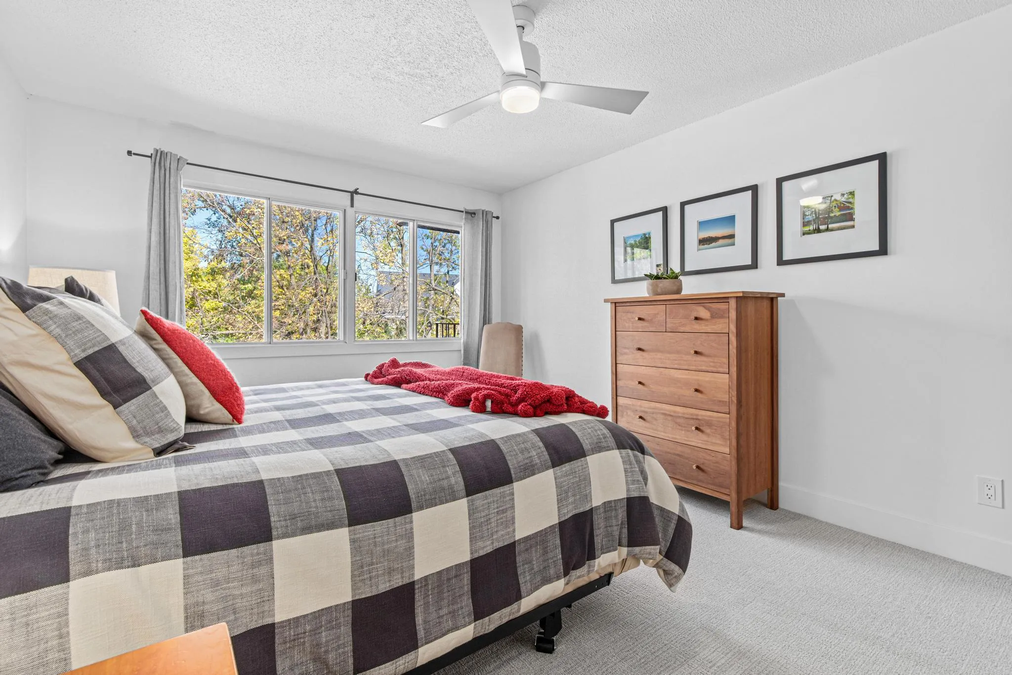 Photo 12 of 205 Barry S Avenue Unit 311