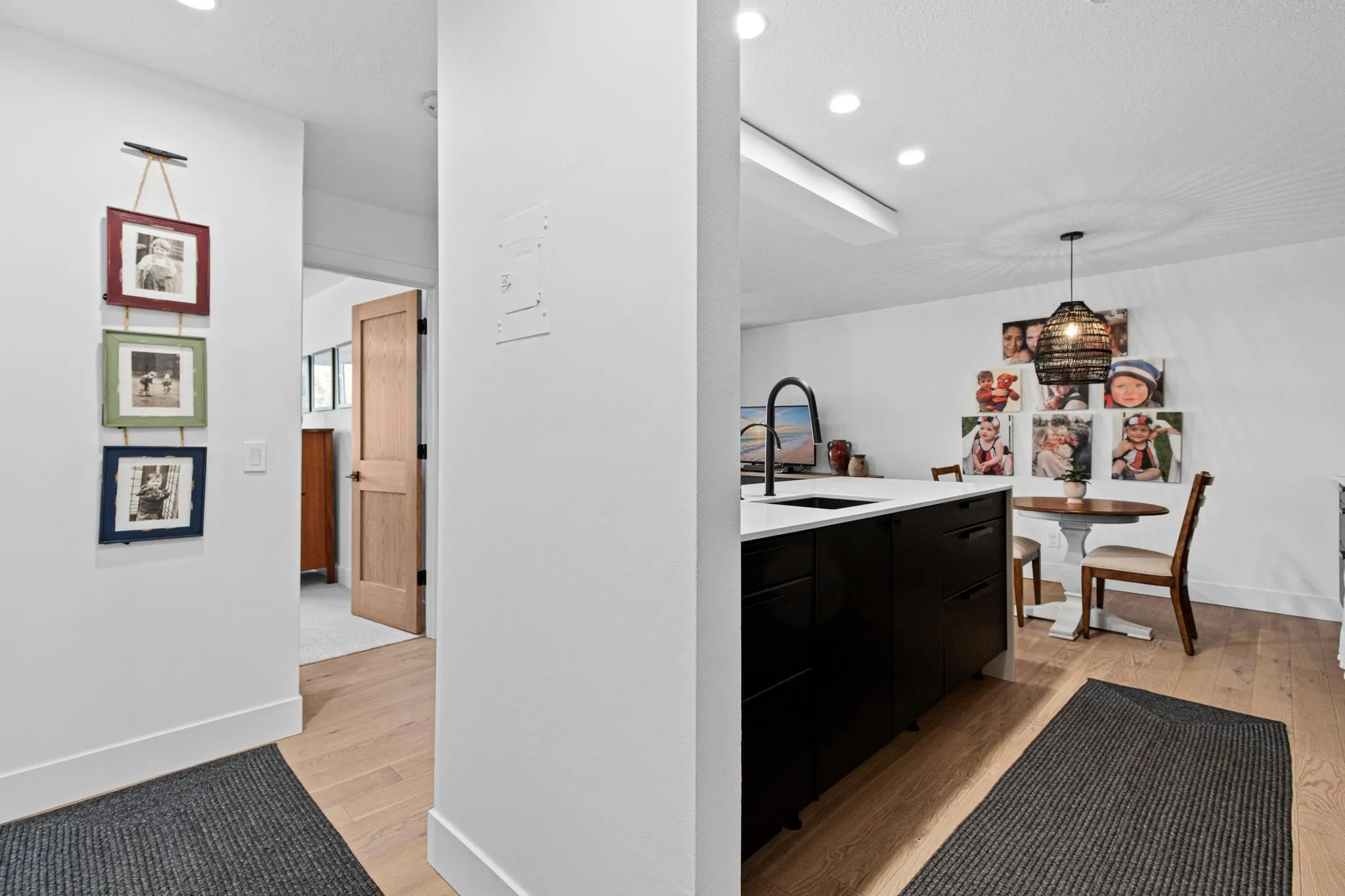 Photo 6 of 205 Barry S Avenue Unit 311