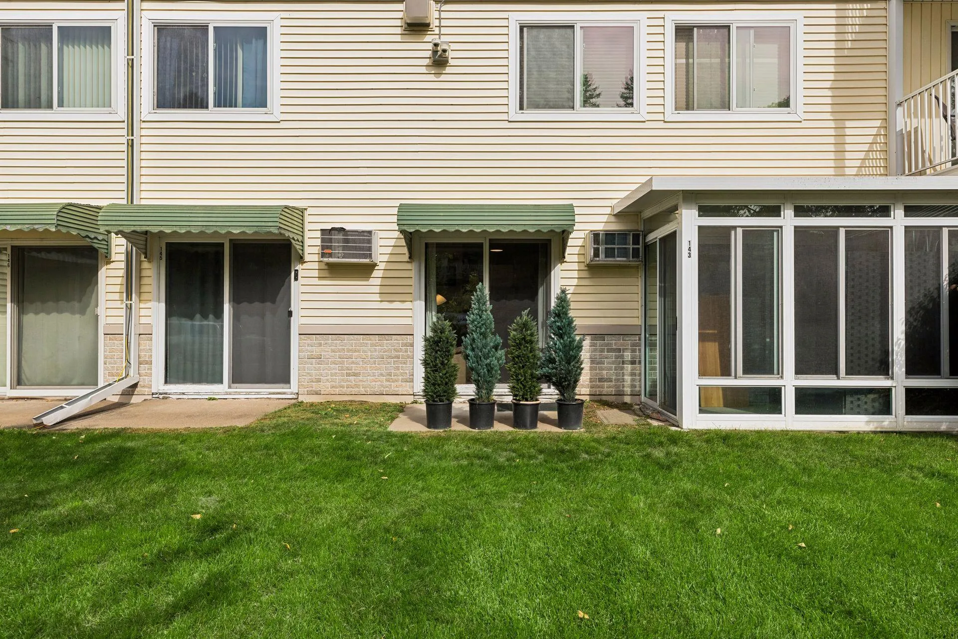 Photo 14 of 130 Demont E Avenue Unit 144