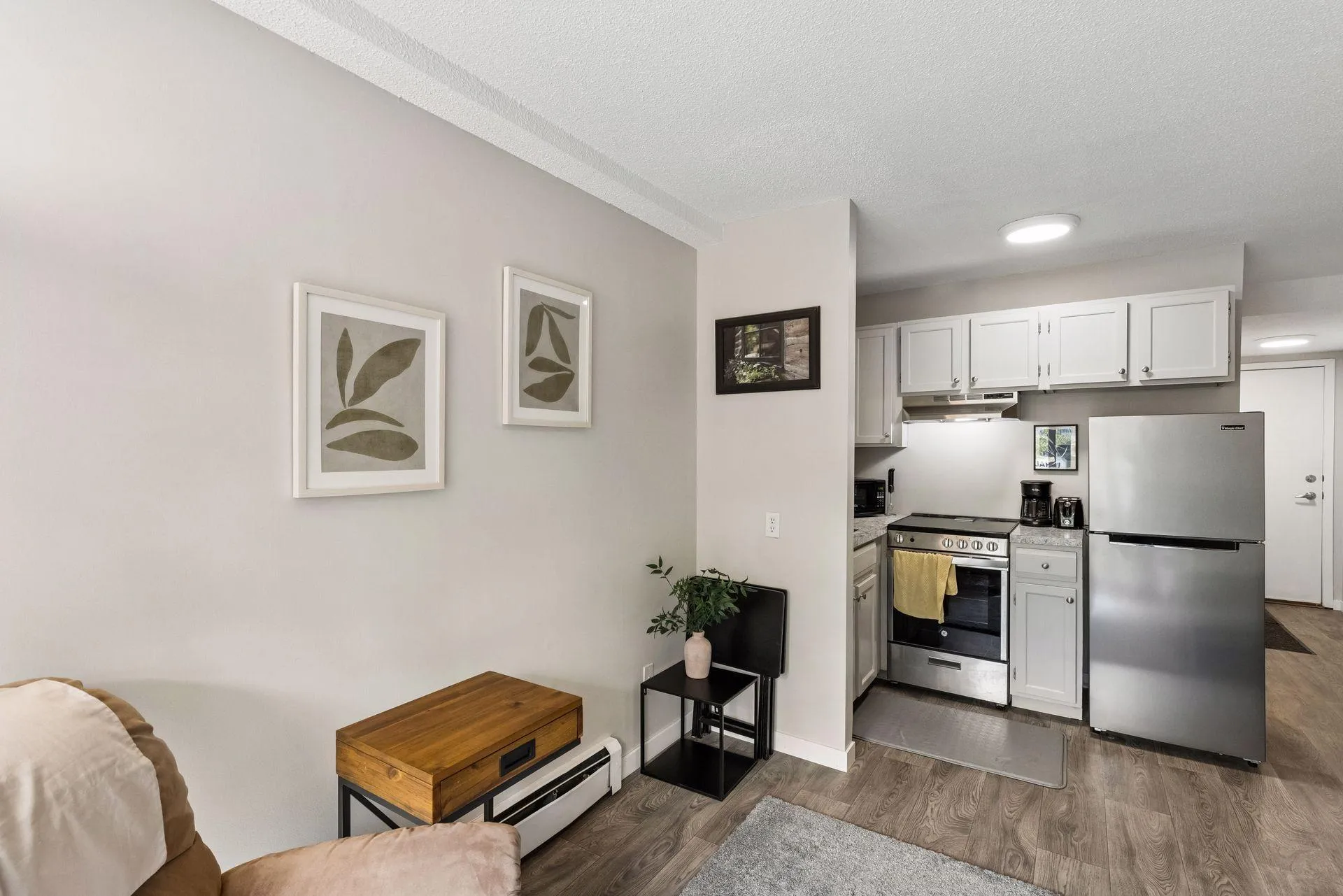 Photo 8 of 130 Demont E Avenue Unit 144